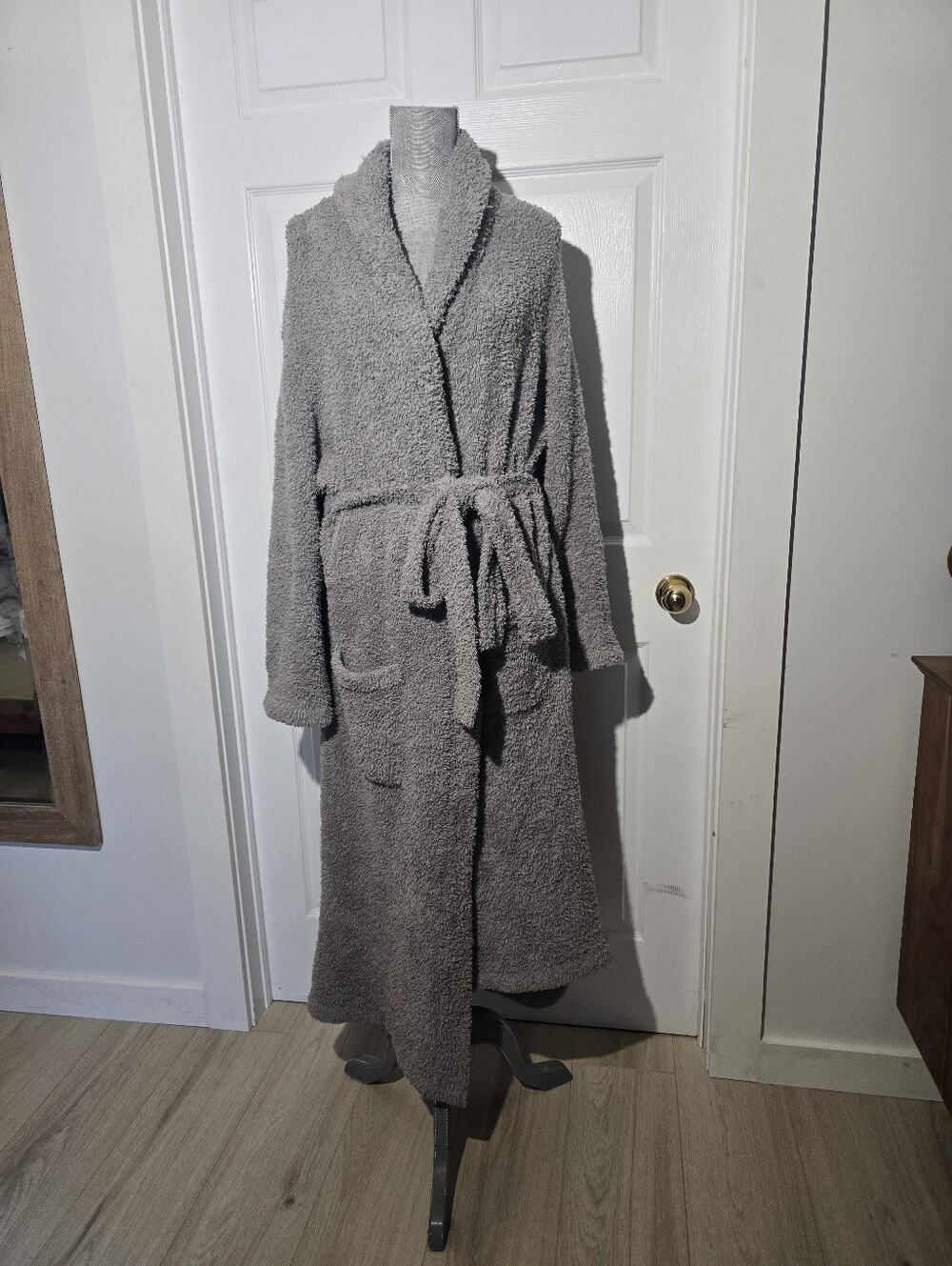 BAREFOOT DREAMS cozy Robe